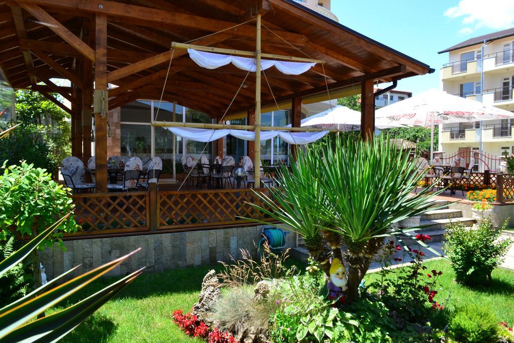 Saint George Family Hotel Lozenets Exterior foto